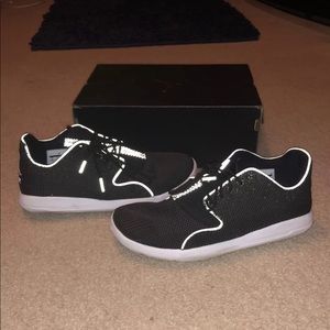 BLACK JORDAN ECLIPSE